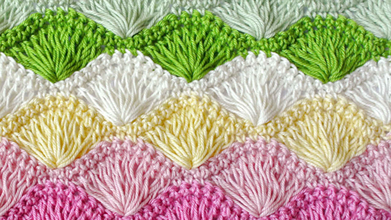 Easy Crochet Fan Stitch Pattern | CrochetBeja