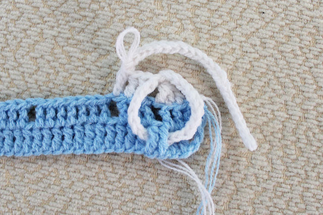 Crochet I Cord Stitch Pattern Photo 5 - The Crochet I Cord stitch is one of the most particular stitches I've ever made. Get inspired and use this lovely stitch on your projects!