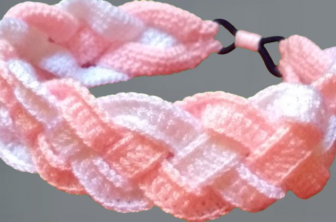 Crochet Headband Image