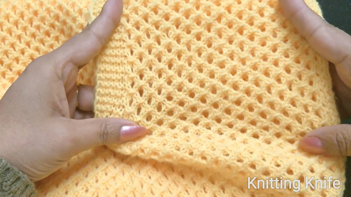 Lovely Mesh Stitch Knitting Pattern - CrochetBeja