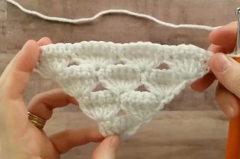 Crochet Shell Stitch For Triangle Shawl