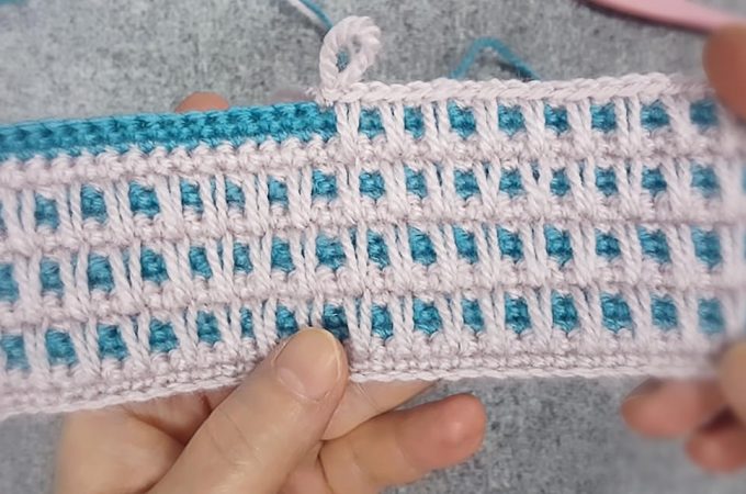 Crochet Stitch For Blanket Featured - This tutorial will walk you through the two coloured beautiful crochet stitch for blanket. This crochet stitch has the most interesting two colour design of any crochet pattern I have encountered yet!