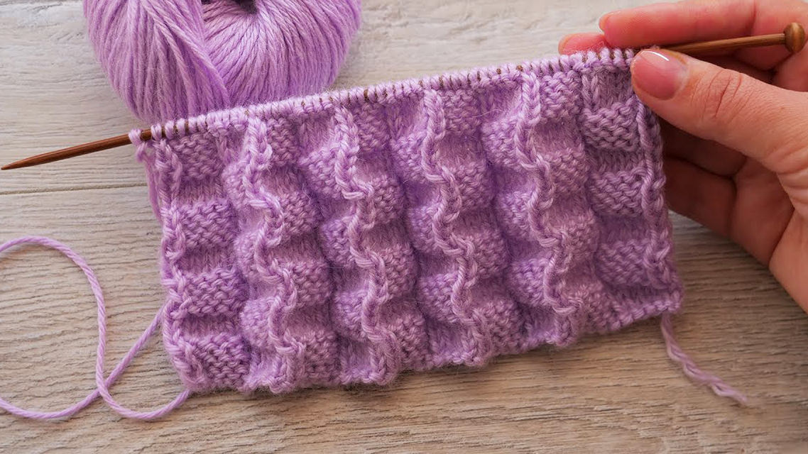 Zigzag Knit Pattern You Can Use In Both Sides - CrochetBeja