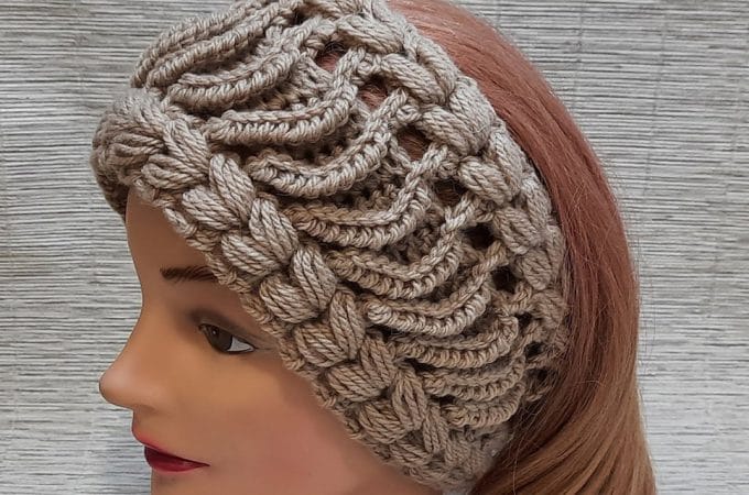 Easy Crochet Headband Featured - This easy crochet headband is the perfect accessory to keep you warm and in style! The tutorial will dive into the details of how to work up this crochet headband in no time!