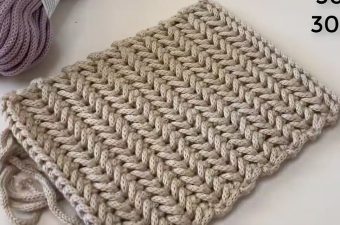Herringbone Crochet Stitch To Use In Many Works