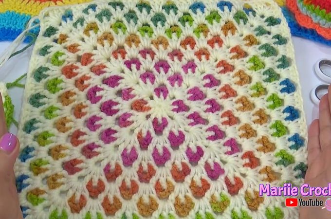 Solid Granny Square Featured Image - Are you even a crochet lover, if you don’t love granny squares? Today, I will share a very beautiful, easy to make solid granny square tutorial with you.