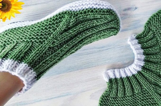 Knitted Slipper Socks Featured Image - These knitted slipper socks are super easy to make and comes with great details and explanation. This pattern provides room for creativity and colors in the design.