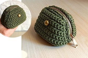 Crochet Coin Purse Featured - Learn how to make a simple crochet coin purse with zipper. I think it will be much fun and you will love the end product so much.