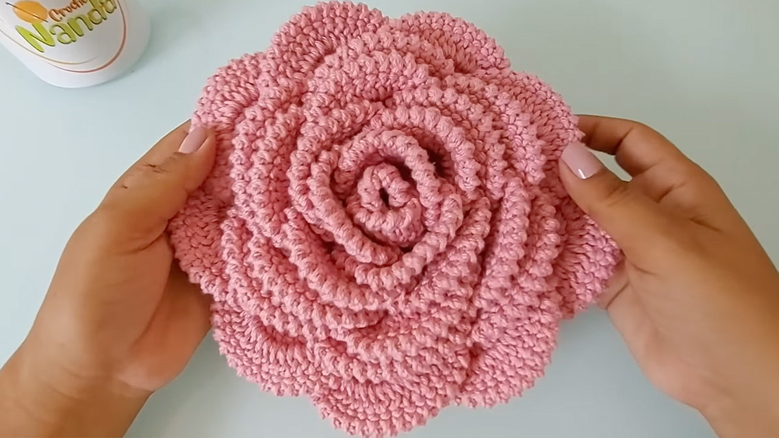 How to Crochet Easy Loop Flower - Naztazia ®