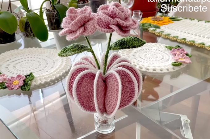 Crochet Flower Pot Featured - Learn making this lovely crochet flower pot, if you're looking for a fun and creative way to add a touch of color to your home or office.