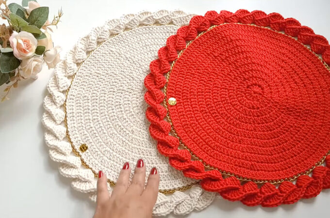 Crochet Placemat Featured - A beautifully handmade crochet placemat adds warmth, texture, and personality to your dining space.