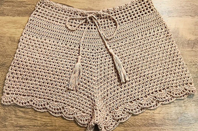 Crochet Shorts Featured - Crochet shorts are taking the world of handmade fashion by storm and they have become a must-have in any wardrobe.